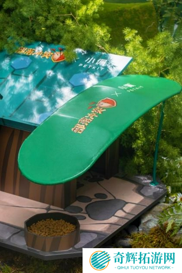 《部落冲突》联名小佩宠物共筑“流浪英雄小屋”，宠物也是大英雄